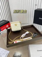 シャネルバッグCHANEL 2023 新作 ラブロック コスメティックバッグ