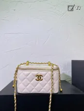 シャネルバッグCHANEL 2023年新作 ダブルゴールドビーズボックスバッグ