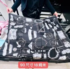 シャネルマフラーCHANEL 2023年新作 シルクスカーフ