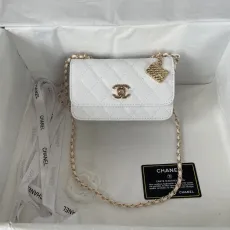 シャネルバッグCHANEL 2023年新作 オルガンバッグ