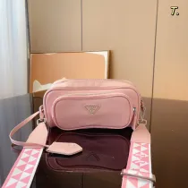 プラダバッグPRADA 2023新作 プリーツカメラバッグ