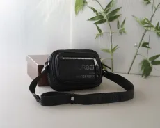 バーバリーバッグBURBERRY 2023新作 ワンショルダーメッセンジャーバックパック