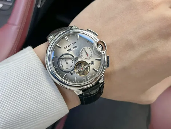 カルティエ時計CARTIER 2023 新作ブティック メンズ腕時計