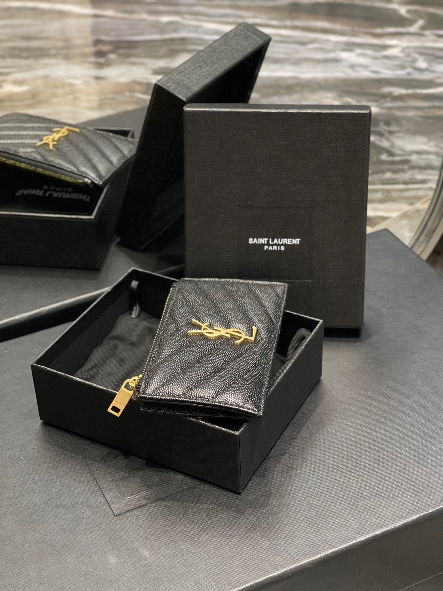 サンローラン財布Yves Saint Laurent 2023年新作 高級長財布