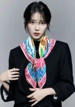 ルイヴィトンマフラーLOUIS VUITTON 2023年新作 シルク スクエアスカーフ