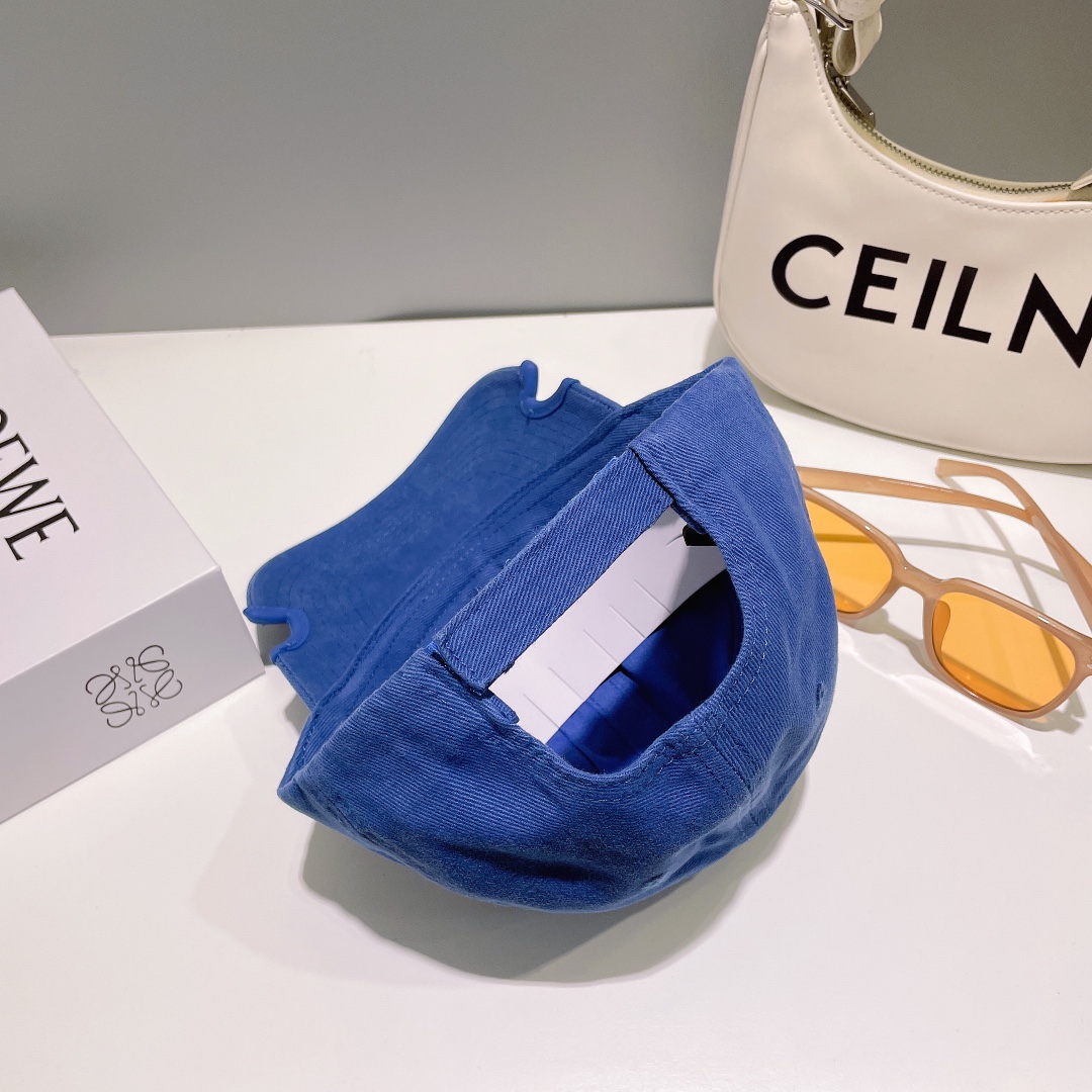 バレンシアガ帽子BALENCIAGA 2023 新作 ベースボールキャップ