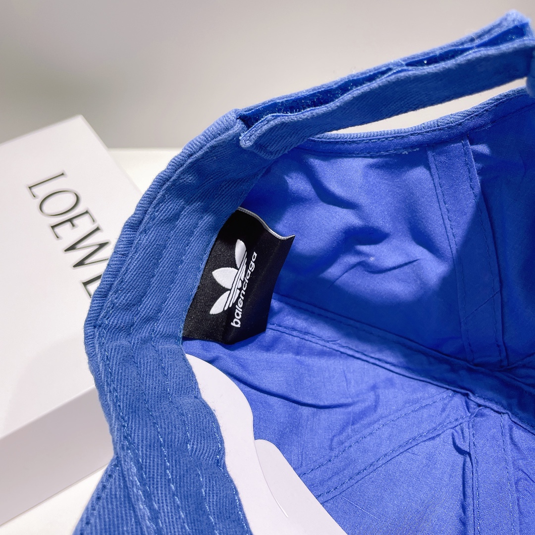 バレンシアガ帽子BALENCIAGA 2023 新作 ベースボールキャップ