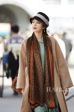 フェンディマフラーFENDI 2023新作 シルクスカーフ
