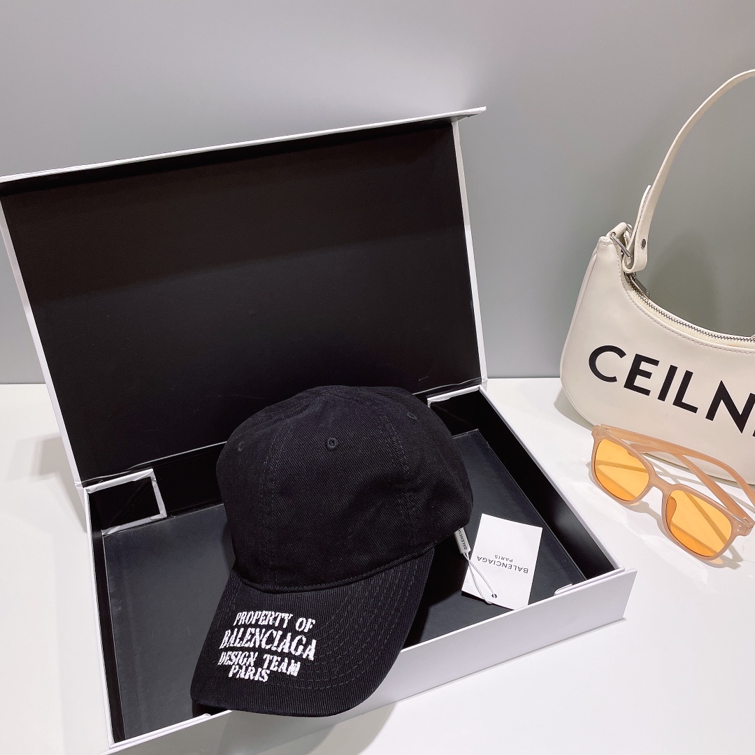 バレンシアガ帽子BALENCIAGA 2023 新作 ベースボールキャップ
