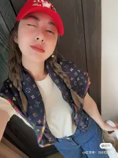 ルイヴィトンマフラーLOUIS VUITTON 2023年新作 スクエアスカーフ