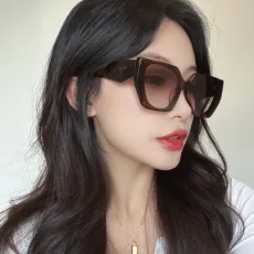 プラダサングラスPRADA 2023新作サングラス