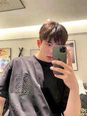 ロエベ服LOEWE 2023新作 半袖Tシャツ