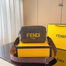 フェンディバッグFENDI 2023新作 カメラバッグ