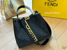 フェンディバッグFENDI 2023新作 ハンドバッグ
