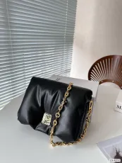ロエベバッグLOEWE 2023 新作 チェーン サッチェル