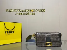 フェンディバッグFENDI 2023新作 アンダーアームバッグ