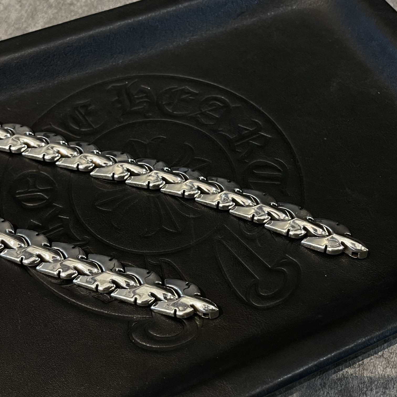 クロムハーツブレスレットCHROME HEARTS 2023年新作 フレイムトーテムブレスレット