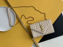サンローランバッグYves Saint Laurent 2023年新作 高品質 ENVELOPE スモール キルティング テクスチャード レザー バッグ 526286