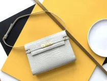 サンローランバッグYves Saint Laurent 2023年新作 高品質 スモール マンハッタン バゲット 579270
