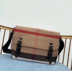 バーバリーバッグBURBERRY 2023 新品 高品質 ラージ ユニセックス メッセンジャーバッグ 900450