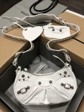バレンシアガバッグBALENCIAGA BALENCIAGA 2023年新作 高品質 Le Cagole 半三日月脇団子バッグ 900850