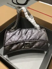 バレンシアガバッグBALENCIAGA 2023年新作 高品質 砂時計 チェーンバッグ 900800