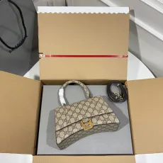 バレンシアガバッグBALENCIAGA BALENCIAGA 2023年新作 高級「アリアファッション アリア」シリーズ メッセンジャーバッグ 900700