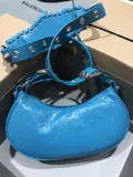 バレンシアガバッグBALENCIAGA 2023年新作 高品質 ル・カーゴール 半三日月脇団子バッグ 900800