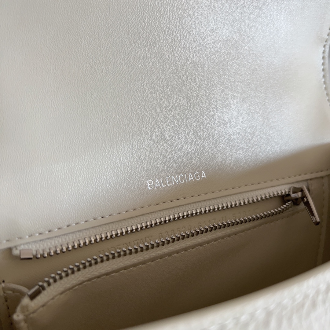 バレンシアガバッグBALENCIAGA 2023年新作 高級クロコダイルサンド柄 リークバッグ 900700