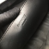 バーバリーバッグBURBERRY 2023年新作 高品質刺繍メッセンジャーバッグ 900450