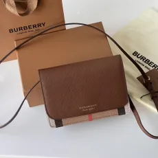 バーバリーバッグBURBERRY 2023年新作 高品質(レザーストラップ) ハウスチェック柄\u0026グレインレザー クロスボディバッグ 900350