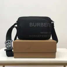 バーバリーバッグBURBERRY 2023年新作 高品質 クロスボディバッグ 900450