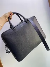 バーバリーバッグBURBERRY 2023年新作 上質グレインレザー ブリーフケース 900680