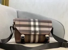 バーバリーバッグBURBERRY 2023年新作 高品質メッセンジャーバッグ 900500