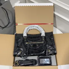 バレンシアガバッグBALENCIAGA 2023年新作 高品質メッセンジャーバッグ 900800