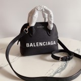 バレンシアガバッグBALENCIAGA 2023年新作 高品質 グラムシルバープリント 大文字シェルバッグ 900800
