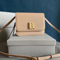 バレンシアガバッグBALENCIAGA 2023年新作 高級豆腐バッグ 900700