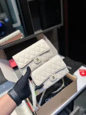 シャネルバッグCHANEL 2023 新作 チェーンバッグ