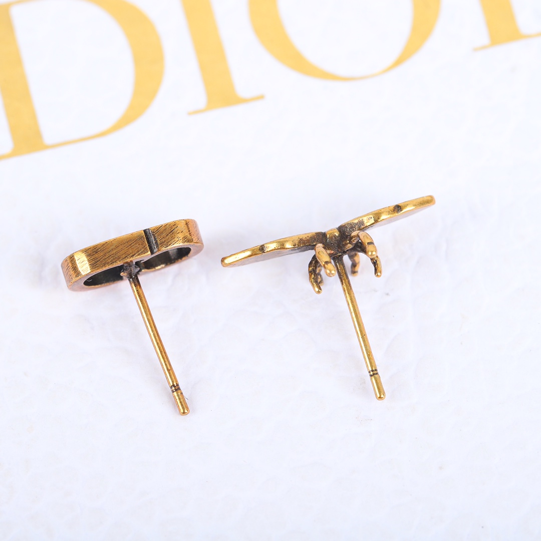 ディオールピアスDIOR 2023 新作 ビー アシンメトリー スタッド ピアス
