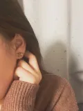 ディオールピアスDIOR 2023 新作 ビー アシンメトリー スタッド ピアス