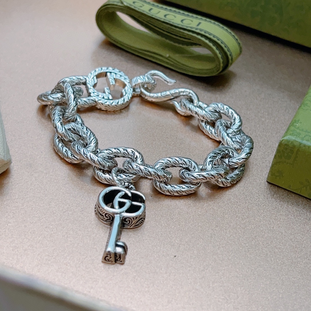 グッチブレスレットGUCCI 2023年新作 ブレスレット