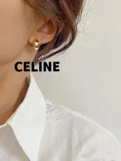 セリーヌピアスCELINE 2023新作 スタッドピアス