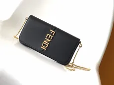 フェンディバッグFENDI 2023年新作 高級グラフィック チェーンウォレット 8076AGN