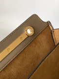 フェンディバッグFENDI 2023年新作 高級タッチオルガン ハンドバッグ 8349AGN