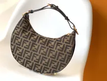 フェンディバッグFENDI 2023年新作 高級グラフィック アンダーアームバッグ 6802AGN