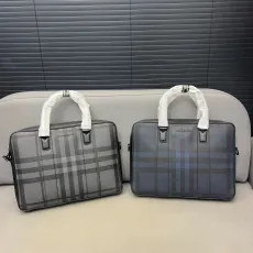 バーバリーバッグBURBERRY 2023新作クロスボディハンドバッグ