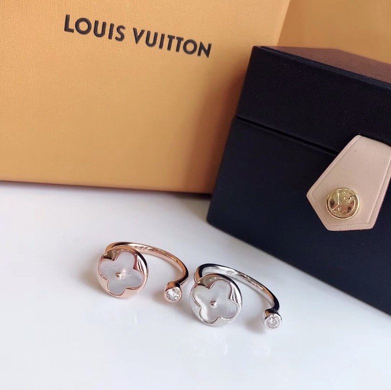 ルイヴィトンピアス LOUIS VUITTON 2023年新作 イヤリング