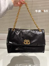 バレンシアガバッグBALENCIAGA 2023新作チェーンバッグ