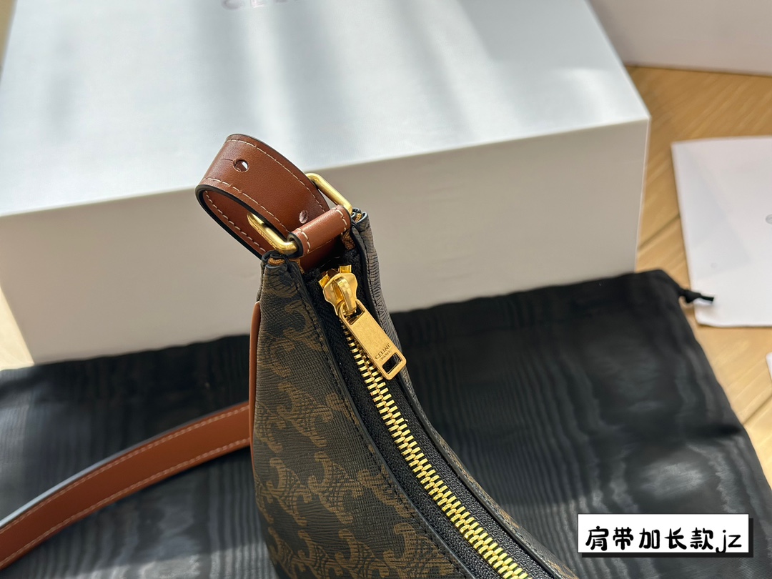 セリーヌバッグCELINE 2023新作 脇バッグ