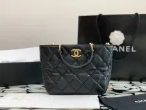 シャネルバッグCHANEL 2023 新作 ベジカゴバッグ